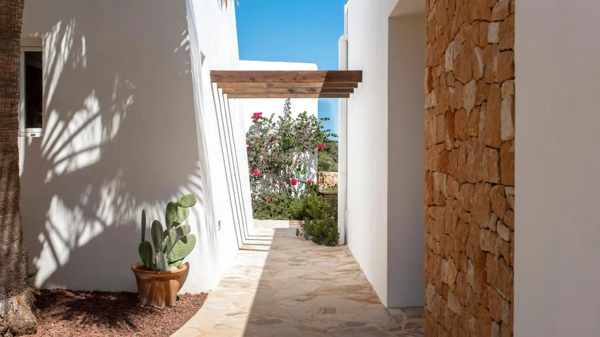 Villa Cap Martinet Talamanca Vila Can Tashellu, Boutique 5 Bed - Sea And Forest View Espanha