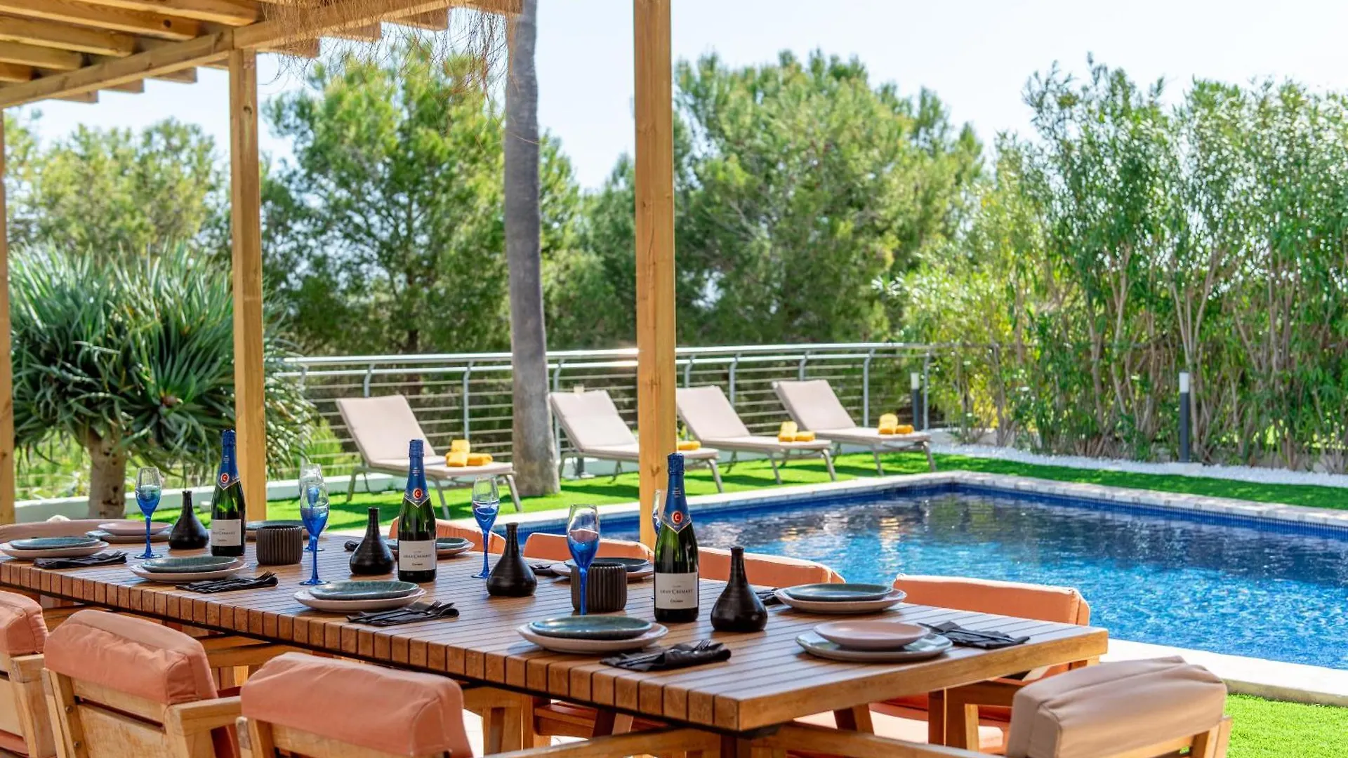 Villa Cap Martinet Talamanca Vila Can Tashellu, Boutique 5 Bed - Sea And Forest View