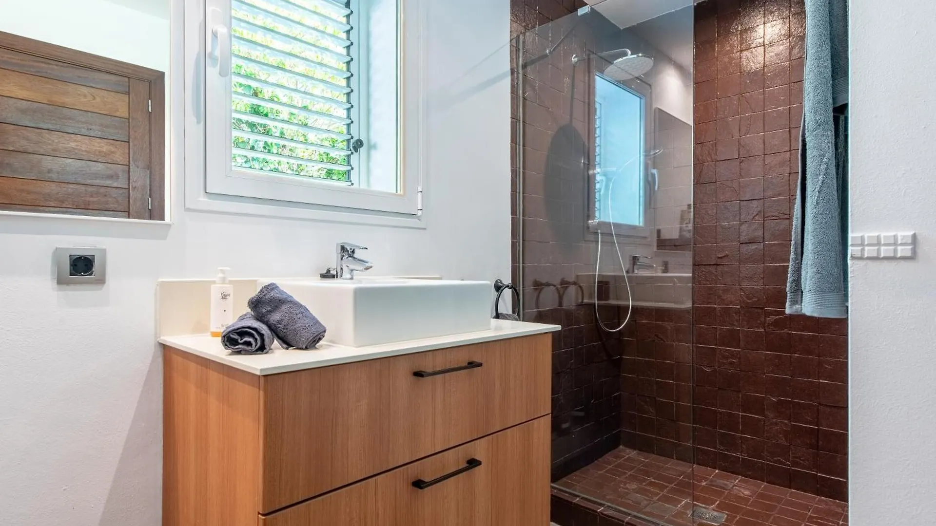 Cap Martinet Talamanca Vila Can Tashellu, Boutique 5 Bed - Sea And Forest View 塔拉曼卡